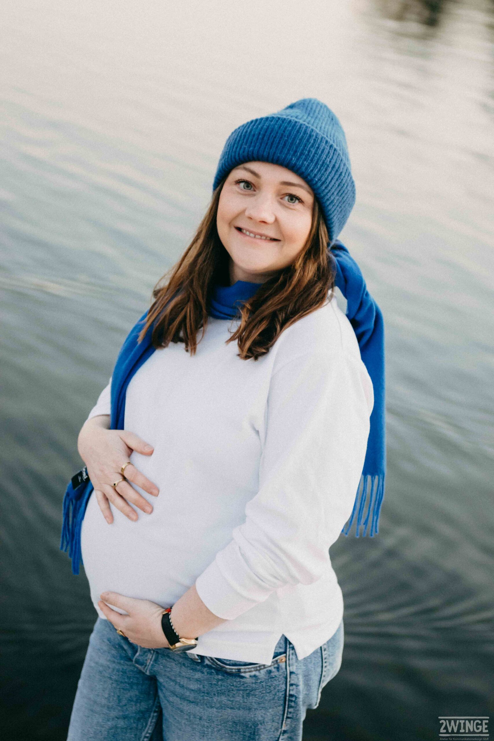 babybauch-shooting-draussen-iserlohn-und-umgebung schwangerschaft babybauchgefühl babybauchfotos babybauchshootingschwangerschaft babybauchgefühl babybauchfotos babybauchshooting pregnancy mutterschaft motherhood-shooting
